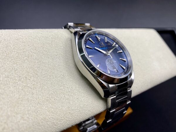 OMEGA Aqua Terra 150M Master Chronometers VS Factory 1:1 Best Edition Deep Blue Dial Silver Hand on SS Bracelet A8900 Super Clone - Best Replica Watches Store For Sale!