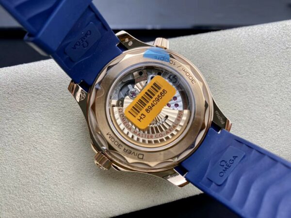 OMEGA 2018 Seamaster Diver 300M RG Blue Ceramic VS Factory 1:1 Best Edition Blue Dial on Blue Rubber Strap A880 - Best Replica Watches Store For Sale!