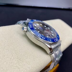 OMEGA Seamaster Diver 2018 300M VS Factory Best Edition Blue Ceramic Gray Dial on SS Bracelet A8800 - Best Replica Watches Store For Sale!