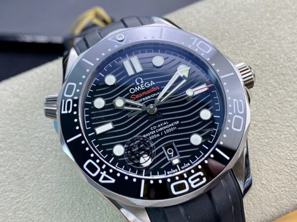 OMEGA SeamasterDiver 300M VS Factory 1:1 Best Edition Black Dial V2 - Best Replica Watches Store For Sale!
