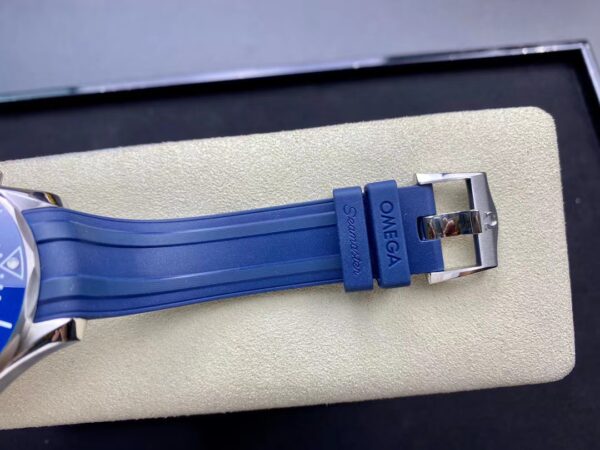 OMEGA Seamaster Diver 300M VS Factory 1:1 Best Edition Blue Ceramic Blue Dial on Blue Rubber Strap A8800 V2 - Best Replica Watches Store For Sale!
