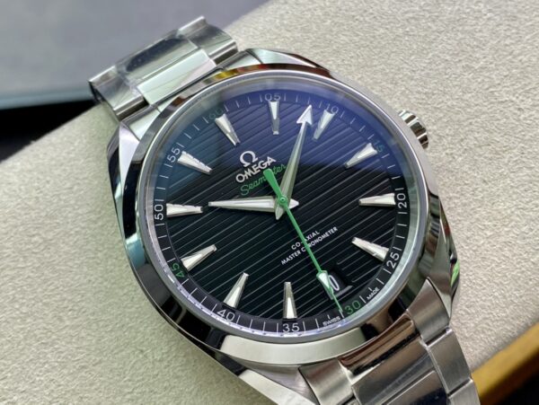 OMEGA Aqua Terra 150M Master Chronometers VS Factory 1:1 Best Edition Black Dial Green Hand on SS Bracelet A8900 Super Clone - Best Replica Watches Store For Sale!