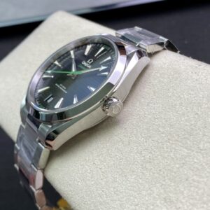 OMEGA Aqua Terra 150M Master Chronometers VS Factory 1:1 Best Edition Black Dial Green Hand on SS Bracelet A8900 Super Clone - Best Replica Watches Store For Sale!