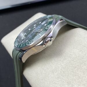 OMEGA Seamaster Diver 300M VS Factory 1:1 Best Edition Green Ceramic Green Dial on Blue Rubber Strap A8800 V2 - Best Replica Watches Store For Sale!