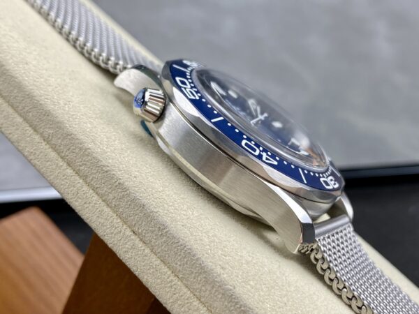 OMEGA Seamaster 300 James Bond 60th Anniversary VS Factory 1:1 Best Edition - Best Replica Watches Store For Sale!