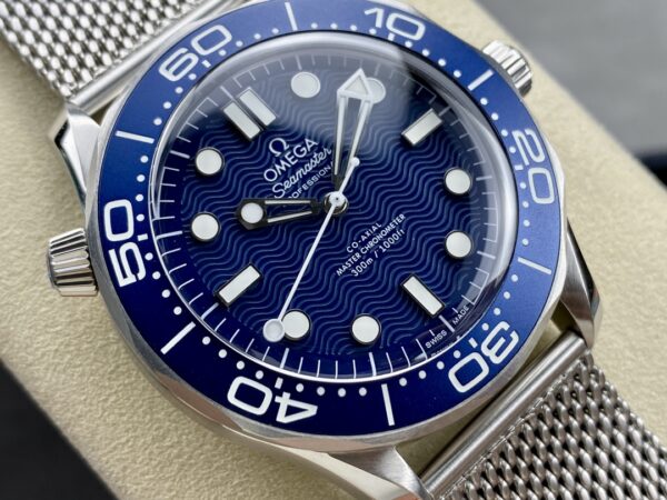 OMEGA Seamaster 300 James Bond 60th Anniversary VS Factory 1:1 Best Edition - Best Replica Watches Store For Sale!