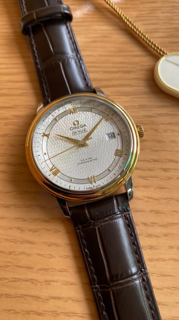 OMEGA De Ville Prestige 39.5mm YG/SS A+ Factory 1:1 Best Edition White Dial YG Markers on Brwon Leather Strap A2500 - Best Replica Watches Store For Sale!
