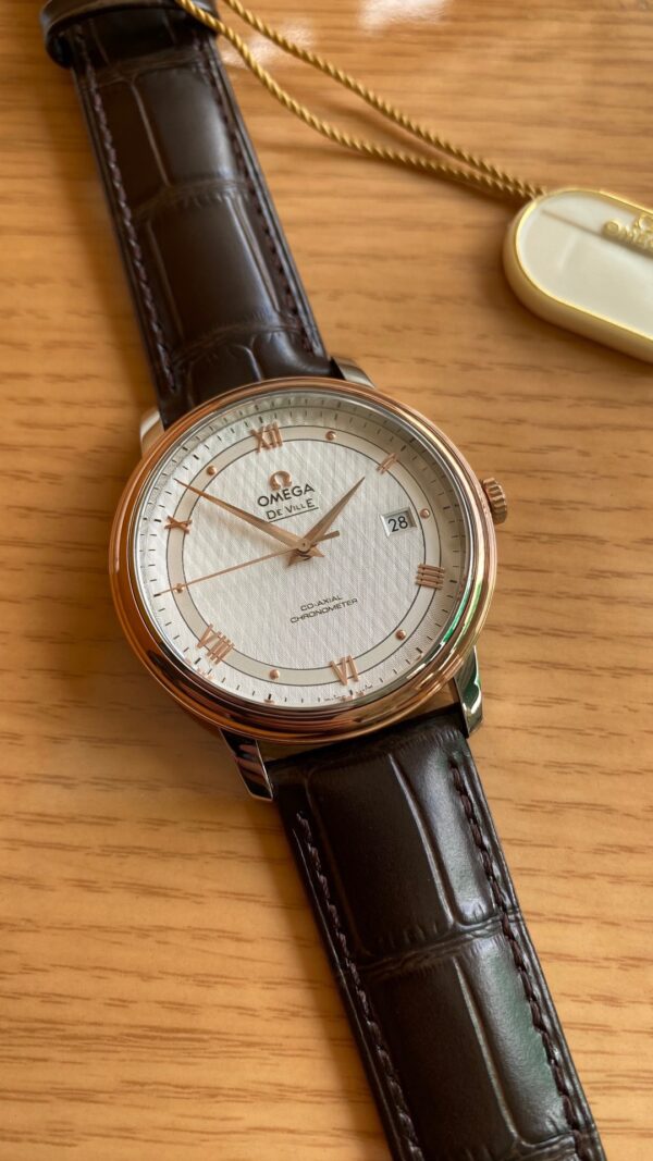OMEGA De Ville Prestige 39.5mm RG/SS A+ Factory 1:1 Best Edition White Dial RG Markers on Brwon Leather Strap A2500 - Best Replica Watches Store For Sale!