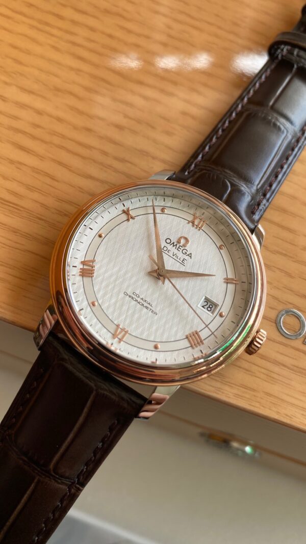 OMEGA De Ville Prestige 39.5mm RG/SS A+ Factory 1:1 Best Edition White Dial RG Markers on Brwon Leather Strap A2500 - Best Replica Watches Store For Sale!