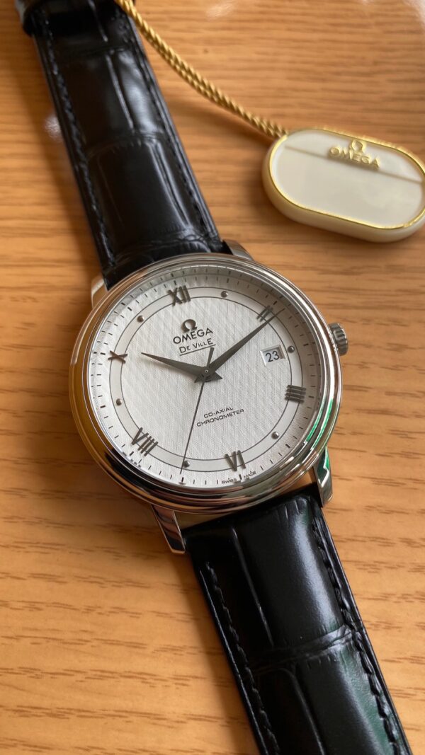 OMEGA De Ville Prestige 39.5mm SS A+ Factory 1:1 Best Edition White Dial Silver Markers on Black Leather Strap A2500 - Best Replica Watches Store For Sale!