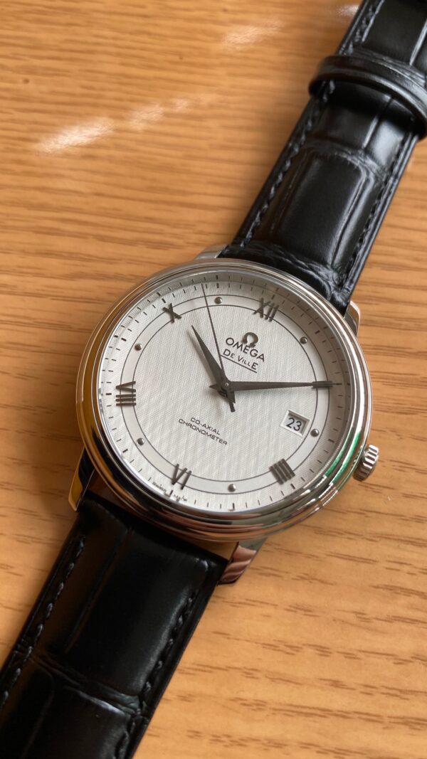 OMEGA De Ville Prestige 39.5mm SS A+ Factory 1:1 Best Edition White Dial Silver Markers on Black Leather Strap A2500 - Best Replica Watches Store For Sale!