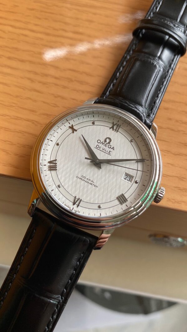 OMEGA De Ville Prestige 39.5mm SS A+ Factory 1:1 Best Edition White Dial Silver Markers on Black Leather Strap A2500 - Best Replica Watches Store For Sale!