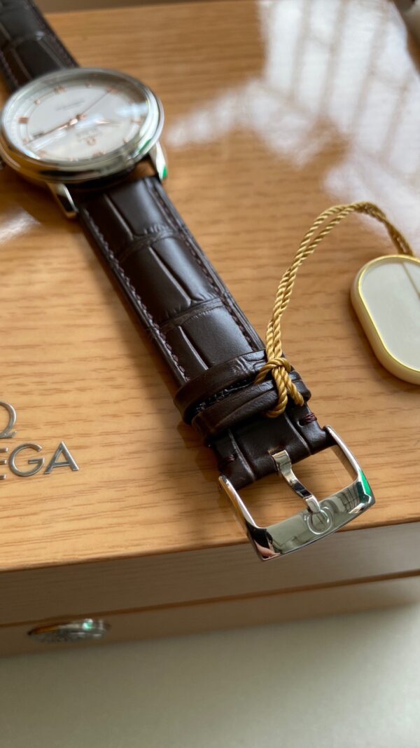 OMEGA De Ville Prestige 39.5mm RG/SS A+ Factory 1:1 Best Edition White Dial RG Markers on Brown Leather Strap A2500 - Best Replica Watches Store For Sale!