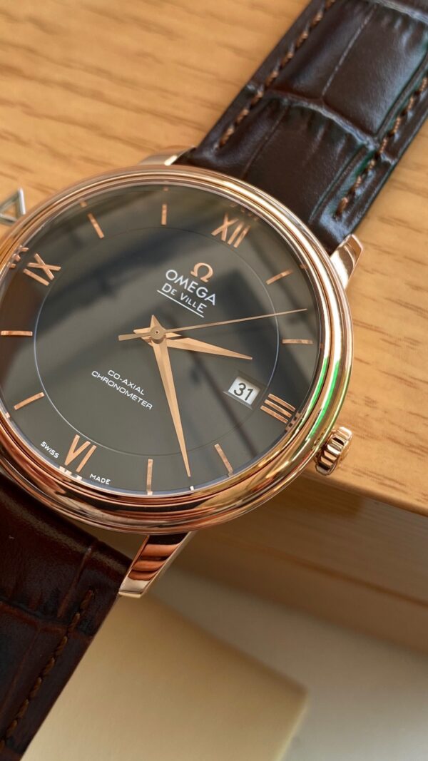 OMEGA De Ville Prestige 39.5mm RG A+ Factory 1:1 Best Edition Blue Dial RG Markers on Brown Leather Strap A2500 - Best Replica Watches Store For Sale!