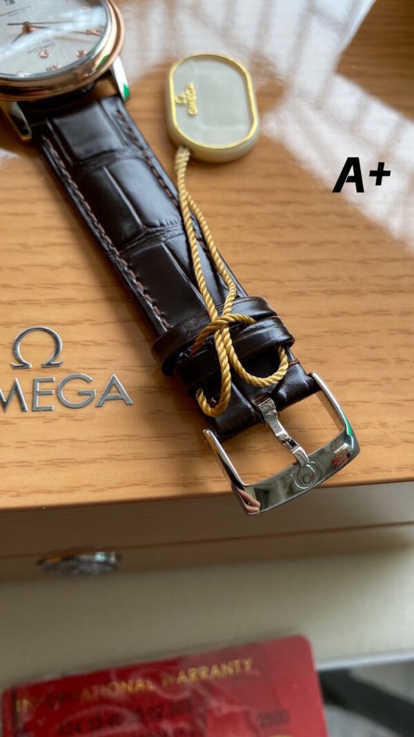 OMEGA De Ville Prestige 39.5mm RG/SS A+ Factory 1:1 Best Edition White Granular Dial RG Markers on Black Leather Strap A2500 - Best Replica Watches Store For Sale!