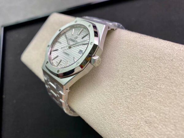 AP Royal Oak 37mm 15450 SS  ZF Factory 1:1 Best Edition White Textured Dial on SS Bracelet SA3120 Super Clone - Best Replica Watches Store For Sale!