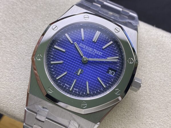 AP Royal Oak 39mm 15202IP SS  ZF Factory 1:1 Best Edition Blue Textured Dial on SS Bracelet A2121 - Best Replica Watches Store For Sale!