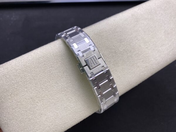 AP Royal Oak 39mm 15202IP SS  ZF Factory 1:1 Best Edition Blue Textured Dial on SS Bracelet A2121 - Best Replica Watches Store For Sale!
