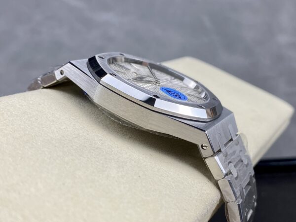 AP Royal Oak 41mm 15400 SS APS Factory 1:1 Best Edition White Textured Dial on SS Bracelet SA3120 Super Clone V3 - Best Replica Watches Store For Sale!