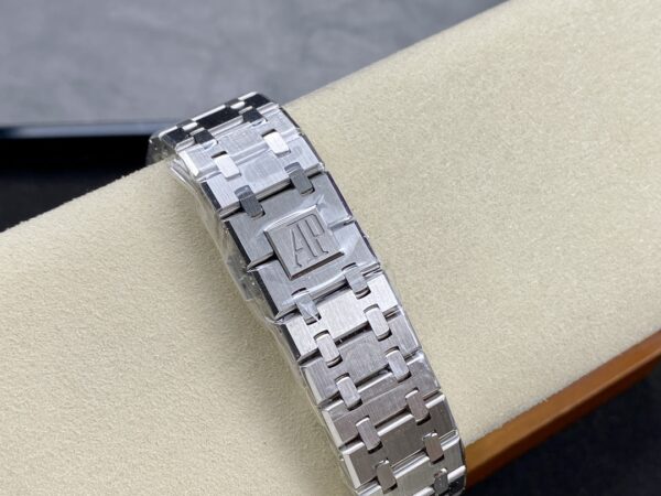 AP Royal Oak 41mm 15400 SS APS Factory 1:1 Best Edition White Textured Dial on SS Bracelet SA3120 Super Clone V3 - Best Replica Watches Store For Sale!