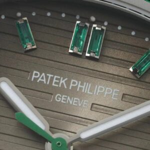PATEK PHILIPPE Nautilus 5711 SS GR Factory 1:1 Best Edition Gray Dial Green Diamonds Bezel on SS Bracelet 324CS - Best Replica Watches Store For Sale!