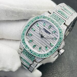 PATEK PHILIPPE Nautilus 7118 Ladies Green/White Diamonds GR Factory 1:1 Best Edition Full Diamonds Dial on Full Diamonds Bracelet 324CS - Best Replica Watches Store For Sale!