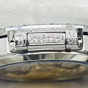 PATEK PHILIPPE Nautilus 7118 Ladies Green/White Diamonds GR Factory 1:1 Best Edition Full Diamonds Dial on Full Diamonds Bracelet 324CS - Best Replica Watches Store For Sale!