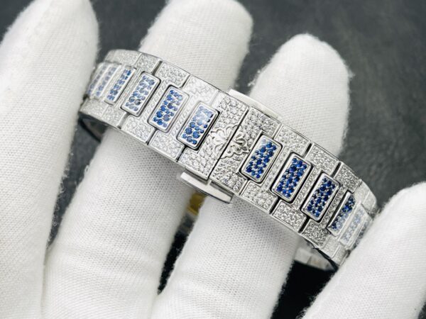 PATEK PHILIPPE Nautilus 7118 Ladies Blue/White Diamonds GR Factory 1:1 Best Edition - Best Replica Watches Store For Sale!